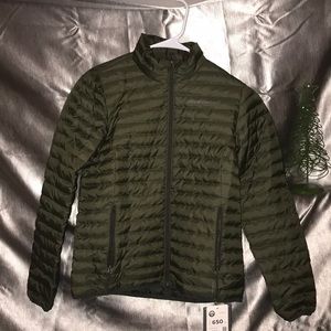 PRICE DROP!!! EDDIE BAUER microlight down jacket